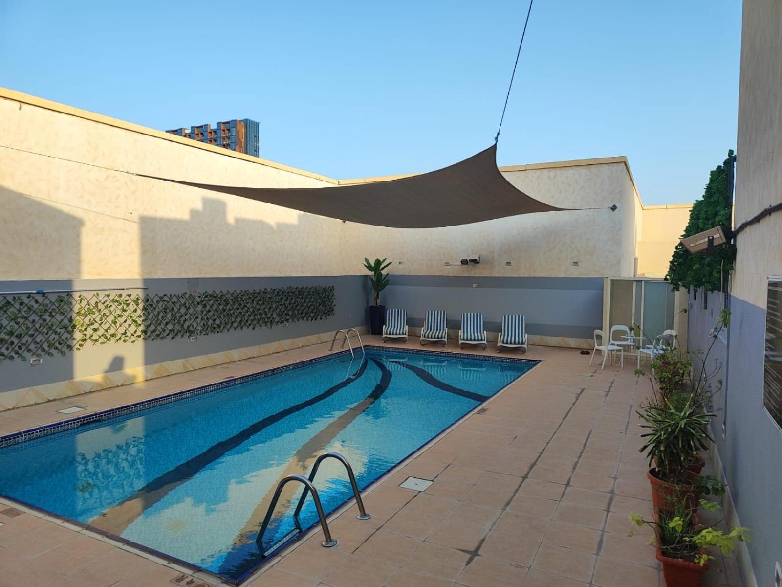 Al Raya Hotel Apartments Dubaï Extérieur photo