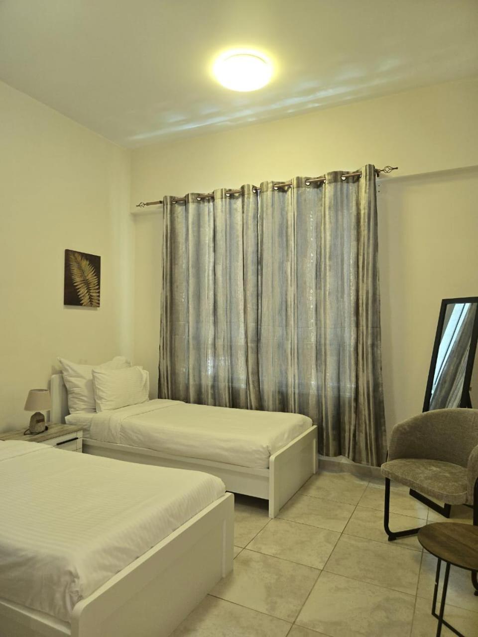 Al Raya Hotel Apartments Dubaï Extérieur photo